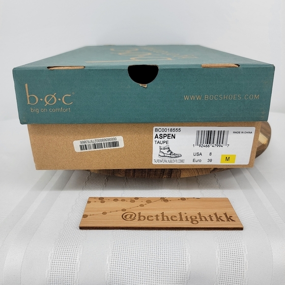 B.O.C. Women's Aspen Boot Size: 8 - Picture 7 of 7